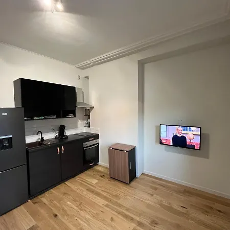 Studio Apartment